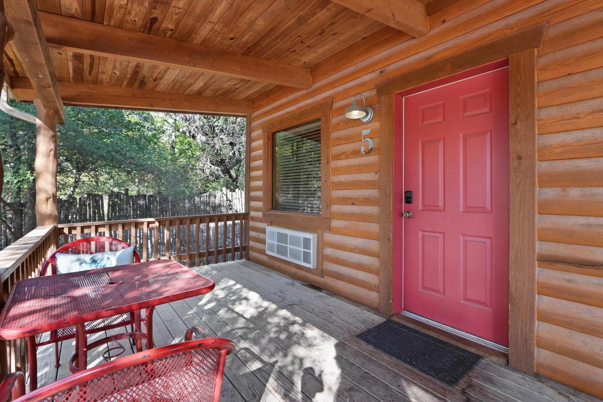 Wimberley Log Cabins Resort And Suites- Unit 5 Dış mekan fotoğraf